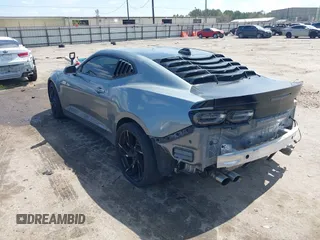 2020 Chevrolet Camaro 2SS with VIN 1G1FG1R71L0114890, listed as a IAAI auction lot 41730158 with 1 mi miles. Bid and sale history available at carsss.com. Image 3.