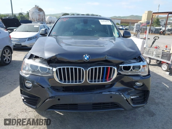 2015 BMW X4 xDrive28i z VIN 5UXXW3C54F0M87412, wystawiony jako IAAI lot #42038938 z przebiegiem 106 461 mil mil oraz . Historia ofert i sprzedaży dostępna na DreamBid. Obrazek 12.