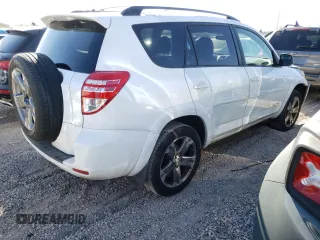 2009 Toyota RAV4 Sport with VIN JTMZK32V69D000201, listed as a Copart auction lot 42241345 with 131,304 mi miles and Salvage Title. Bid and sale history available at carsss.com. Image 3.