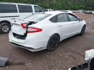 2016 Ford Fusion SE с VIN 3FA6P0H70GR221816, выставлен на аукционе IAAI как лот 42257475 с пробегом 132 022 миль миль и . История ставок и продаж доступна на DreamBid. Изображение 4.