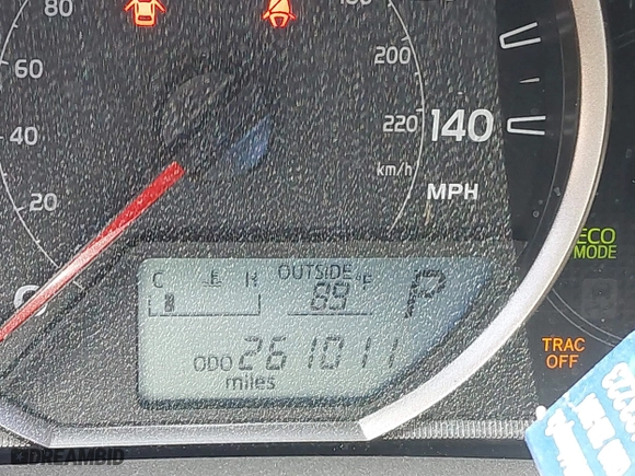 2013 Toyota RAV4 XLE with VIN 2T3WFREV0DW058161, listed as a IAAI auction lot 42106033 with 261,011 mi miles. Bid and sale history available at carsss.com. Image 15.