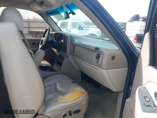 2003 Chevrolet Tahoe LS with VIN 1GNEC13Z43R184184, listed as a IAAI auction lot 41814758 with 1 mi miles. Bid and sale history available at carsss.com. Image 5.