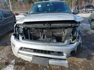 2015 Ford Expedition Max XLT z VIN 1FMJK1JT0FEF44003, wystawiony jako IAAI lot #41343360 z przebiegiem 155 586 mil mil oraz . Historia ofert i sprzedaży dostępna na DreamBid. Obrazek 13.