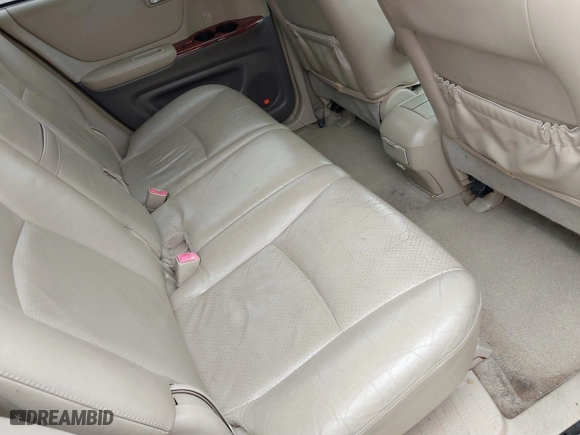 2004 Toyota Highlander with VIN JTEEP21A540014420, listed as a IAAI auction lot 41800588 with 292,532 mi miles. Bid and sale history available at carsss.com. Image 8.