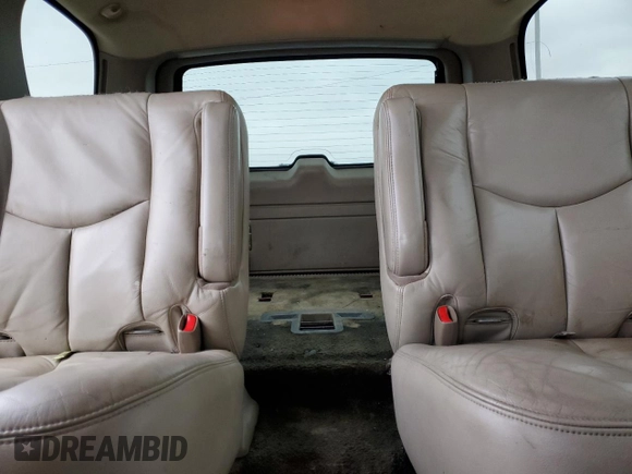2003 GMC Yukon SLT with VIN 1GKEC13Z33J169798, listed as a Copart auction lot 45046605 with 199,767 mi miles and Salvage Title. Bid and sale history available at carsss.com. Image 10.