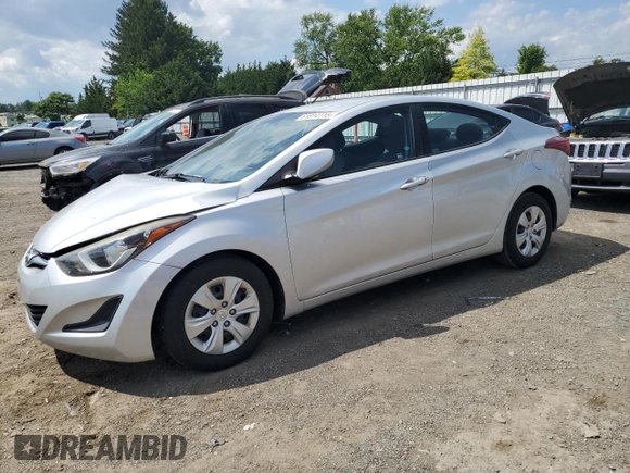 2016 Hyundai Elantra SE with VIN 5NPDH4AE2GH770371, listed as a Copart auction lot 61814115 with 88,238 mi miles and Salvage title. Bid and sale history available at DreamBid. Image 1.
