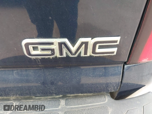 2005 GMC Yukon XL SLT with VIN 1GKEC16Z15R219050, listed as a IAAI auction lot 41756120 with 237,066 mi miles. Bid and sale history available at carsss.com. Image 6.