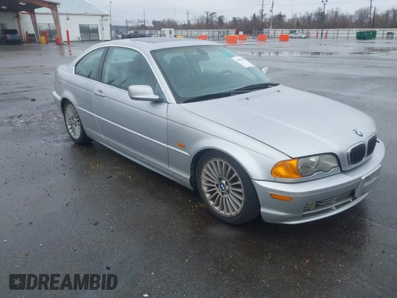 2001 BMW 3 Series 330Ci with VIN WBABN53461JU32400, listed as a IAAI auction lot 41655365 with 185,918 mi miles. Bid and sale history available at carsss.com. Image 1.
