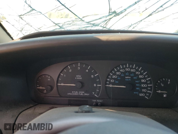 1999 Plymouth Voyager Grand SE z VIN 1P4GP44G1XB579504, wystawiony jako Copart lot #50064475 z przebiegiem Nie podano mil oraz Nie do naprawy. Historia ofert i sprzedaży dostępna na DreamBid. Obrazek 9.