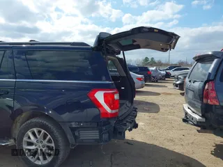 2021 Ford Expedition Max XLT z VIN 1FMJK1HT8MEA50524, wystawiony jako IAAI lot #41539292 z przebiegiem 65 009 mil mil oraz . Historia ofert i sprzedaży dostępna na DreamBid. Obrazek 20.