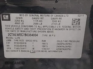 2011 GMC Terrain SLT-2 with VIN 2CTALWEC7B6384004, listed as a IAAI auction lot 41393324 with 200,497 mi miles and . Bid and sale history available at carsss.com. Image 9.
