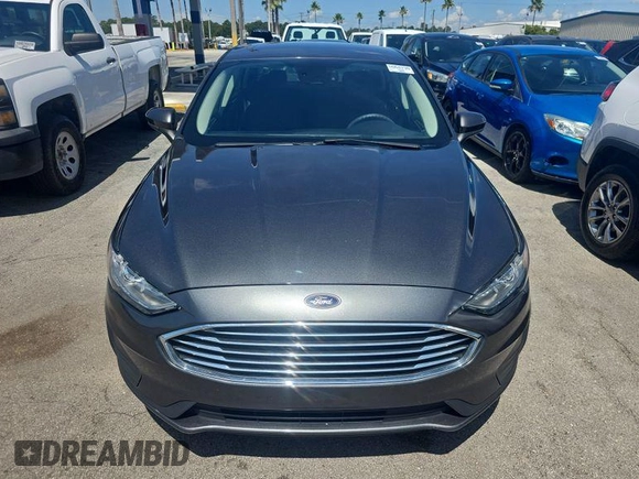 2020 Ford Fusion SE with VIN 3FA6P0LU8LR195683, listed as a IAAI auction lot 42786965 with 71,252 mi miles and . Bid and sale history available at DreamBid. Image 16.