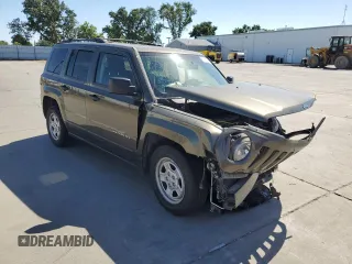 2016 Jeep Patriot Sport с VIN 1C4NJPBA3GD569204, выставлен на аукционе Copart как лот 57183025 с пробегом Не указан миль и Списание • Salvage title. История ставок и продаж доступна на DreamBid. Изображение 4.