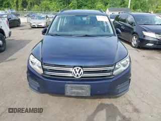 2015 Volkswagen Tiguan S z VIN WVGBV7AX8FW503114, wystawiony jako IAAI lot #42397033 z przebiegiem 200 658 mil mil oraz . Historia ofert i sprzedaży dostępna na DreamBid. Obrazek 12.