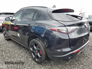 2024 Alfa Romeo Stelvio Veloce z VIN ZASPAKBNXR7D76183, wystawiony jako Copart lot #74106334 z przebiegiem Nie podano mil oraz Nie do naprawy • Non repairable. Historia ofert i sprzedaży dostępna na DreamBid. Obrazek 2.