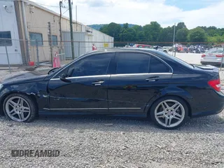 2013 Mercedes-Benz C 300 Sport с VIN WDDGF8AB3DA839741, выставлен на аукционе IAAI как лот 42647321 с пробегом 234 146 миль миль и . История ставок и продаж доступна на DreamBid. Изображение 14.