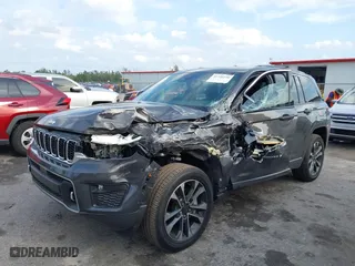 2024 Jeep Grand Cherokee Overland with VIN 1C4RJHDG8R8540110, listed as a IAAI auction lot 41726236 with 435 mi miles. Bid and sale history available at carsss.com. Image 6.