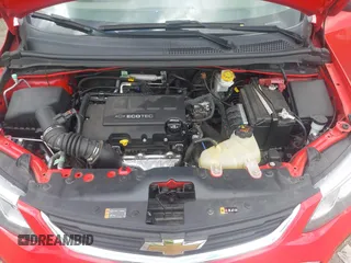 2020 Chevrolet Sonic LT z VIN 1G1JG6SB2L4115688, wystawiony jako IAAI lot #42326438 z przebiegiem 33 871 mil mil oraz . Historia ofert i sprzedaży dostępna na DreamBid. Obrazek 10.