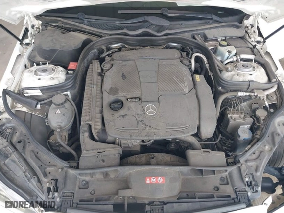 2014 Mercedes-Benz E-Class E 350 Sport with VIN WDDHF5KB3EA881037, listed as a IAAI auction lot 41916713 with 112,388 mi miles. Bid and sale history available at carsss.com. Image 10.