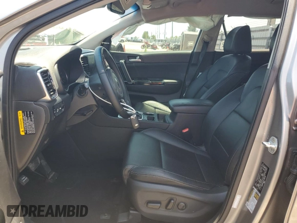 2020 Kia Sportage EX с VIN KNDPN3AC3L7791145, выставлен на аукционе Copart как лот 57281625 с пробегом 84 065 миль миль и Списание • Salvage title. История ставок и продаж доступна на DreamBid. Изображение 7.
