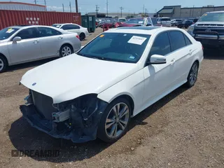 2014 Mercedes-Benz E 350 Sport с VIN WDDHF5KB8EA976807, выставлен на аукционе IAAI как лот 42315607 с пробегом 114 992 миль миль и . История ставок и продаж доступна на DreamBid. Изображение 19.