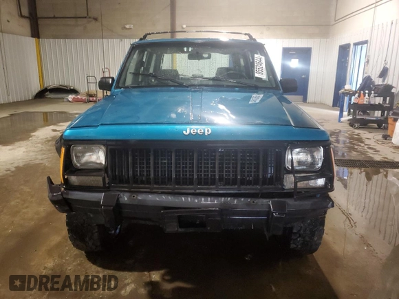 1994 Jeep Cherokee Sport with VIN 1J4FJ68S5RL109124, listed as a Copart auction lot 85524644 with 369,388 mi miles and Salvage title. Bid and sale history available at DreamBid. Image 5.
