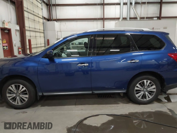 2020 Nissan Pathfinder SV with VIN 5N1DR2BM7LC601374, listed as a IAAI auction lot 41934457 with 43,327 mi miles and . Bid and sale history available at DreamBid. Image 14.