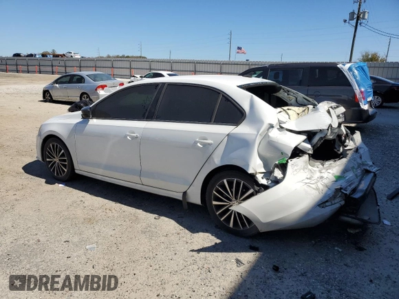 2016 Volkswagen Jetta Sport z VIN 3VWD17AJ9GM239405, wystawiony jako Copart lot #47885475 z przebiegiem 90 823 mil mil oraz Szkody całkowita. Historia ofert i sprzedaży dostępna na DreamBid. Obrazek 2.