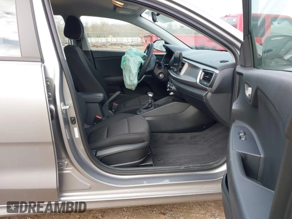 2023 Kia Rio LX z VIN 3KPA24AD7PE520723, wystawiony jako IAAI lot #41184281 z przebiegiem 11 971 mil mil oraz . Historia ofert i sprzedaży dostępna na DreamBid. Obrazek 5.