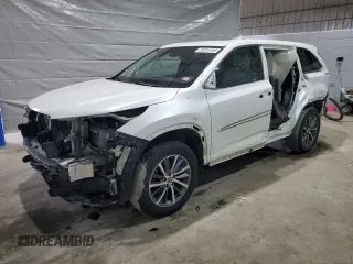 2018 Toyota Highlander SE z VIN 5TDJZRFH8JS524636, wystawiony jako Copart lot #50315155 z przebiegiem 93 524 mil mil oraz Szkoda całkowita • Salvage title. Historia ofert i sprzedaży dostępna na DreamBid. Obrazek 1.