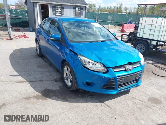 2014 Ford Focus SE with VIN 1FADP3F29EL160431, listed as a IAAI auction lot 42037212 with 112,607 mi miles. Bid and sale history available at carsss.com. Image 1.