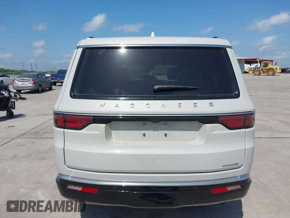 2022 Jeep Wagoneer Series II with VIN 1C4SJUBT2NS181344, listed as a IAAI auction lot 42062809 with 40,389 mi miles and . Bid and sale history available at DreamBid. Image 16.