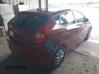 2013 Hyundai Accent GS z VIN KMHCT5AE1DU118161, wystawiony jako IAAI lot #42470062 z przebiegiem 161 903 mil mil oraz . Historia ofert i sprzedaży dostępna na DreamBid. Obrazek 4.
