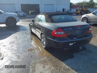 2006 Mercedes-Benz CLK 350 z VIN WDBTK56G36T066444, wystawiony jako IAAI lot #42313122 z przebiegiem 169 867 mil mil oraz . Historia ofert i sprzedaży dostępna na DreamBid. Obrazek 3.