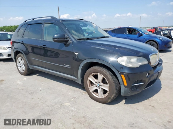 2012 BMW X5 35d with VIN 5UXZW0C57CL664245, listed as a Copart auction lot 58356885 with 148,517 mi miles and Clean title. Bid and sale history available at DreamBid. Image 4.
