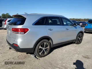 2017 Kia Sorento EX with VIN 5XYPHDA59HG304684, listed as a Copart auction lot 84553104 with 149,605 mi miles and Salvage Title. Bid and sale history available at DreamBid. Image 3.