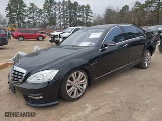 2009 Mercedes-Benz S-Class 5.5L V8 with VIN WDDNG86X19A265348, listed as a IAAI auction lot 41363842 with 126,587 mi miles. Bid and sale history available at carsss.com. Image 20.