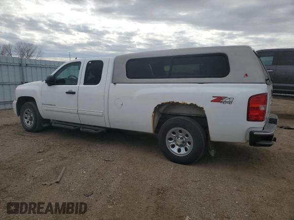 2009 Chevrolet Silverado 1500 LT with VIN 1GCEK29J89E128347, listed as a Copart auction lot 50642215 with 228,563 mi miles and Salvage Title. Bid and sale history available at carsss.com. Image 2.