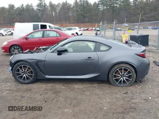 2022 Toyota GR86 with VIN JF1ZNBC12N8753360, listed as a IAAI auction lot 41109470 with 1 mi miles. Bid and sale history available at carsss.com. Image 14.