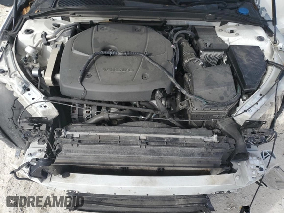 2020 Volvo S60 Momentum with VIN 7JRA22TK7LG041911, listed as a Copart auction lot 41256154 with 82,597 mi miles. Bid and sale history available at carsss.com. Image 12.