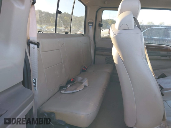 2003 Ford F-250 XL with VIN 1FTNX21L43EC63282, listed as a IAAI auction lot 40619953 with 175,993 mi miles and . Bid and sale history available at DreamBid. Image 8.