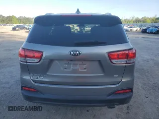 2017 Kia Sorento LX z VIN 5XYPGDA36HG263139, wystawiony jako Copart lot #52196675 z przebiegiem 89 401 mil mil oraz Szkoda całkowita • Salvage title. Historia ofert i sprzedaży dostępna na DreamBid. Obrazek 6.