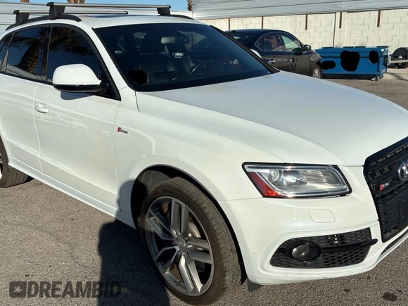 2015 Audi SQ5 Premium Plus z VIN WA1CGAFP6FA106064, wystawiony jako Copart lot #56433725 z przebiegiem 113 278 mil mil oraz Czysty tytuł • Clean title. Historia ofert i sprzedaży dostępna na DreamBid. Obrazek 1.