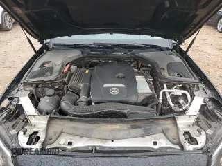 2019 Mercedes-Benz E 300 z VIN WDDZF4JB4KA574519, wystawiony jako Copart lot #42816585 z przebiegiem 75 607 mil mil oraz Szkoda całkowita • Salvage title. Historia ofert i sprzedaży dostępna na DreamBid. Obrazek 12.