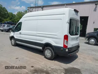 2019 Ford Transit z VIN 1FTBW2XG5KKB23337, wystawiony jako IAAI lot #42846883 z przebiegiem 65 369 mil mil oraz . Historia ofert i sprzedaży dostępna na DreamBid. Obrazek 3.