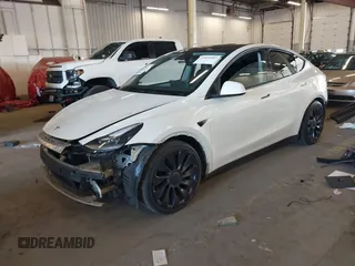 2021 Tesla Model Y Performance with VIN 5YJYGDEF4MF263473, listed as a IAAI auction lot 41851083 with 39,289 mi miles and . Bid and sale history available at DreamBid. Image 20.