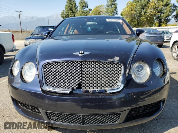 2009 Bentley Flying Spur z VIN SCBBP93W49C061522, wystawiony jako Copart lot #50379915 z przebiegiem 39 181 mil mil oraz Szkoda całkowita • Salvage title. Historia ofert i sprzedaży dostępna na DreamBid. Obrazek 5.
