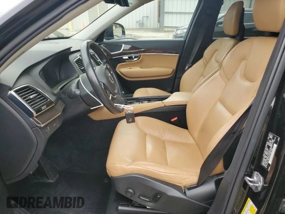 2016 Volvo XC90 T6 Momentum with VIN YV4A22PK5G1036320, listed as a Copart auction lot 51315815 with 133,538 mi miles and Salvage Title. Bid and sale history available at DreamBid. Image 7.