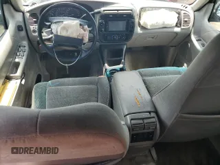 1997 Ford Explorer XLT с VIN 1FMDU32PXVUD09813, выставлен на аукционе Copart как лот 61066325 с пробегом 222 538 миль миль и Списание • Salvage title. История ставок и продаж доступна на DreamBid. Изображение 8.