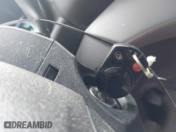 2013 Ford C-Max SE с VIN 1FADP5AU5DL500600, выставлен на аукционе IAAI как лот 42311504 с пробегом 165 919 миль миль и . История ставок и продаж доступна на DreamBid. Изображение 11.
